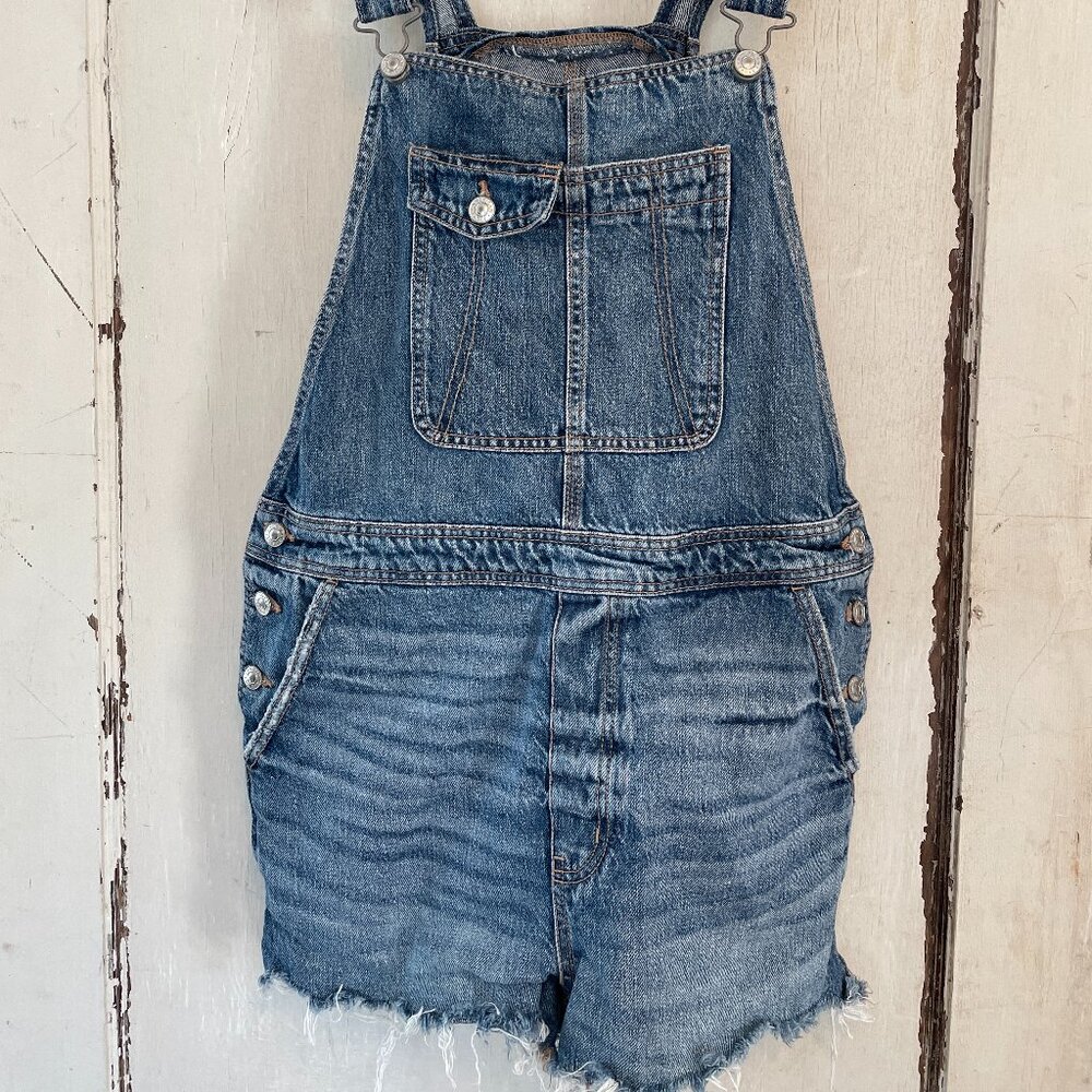 🛍️ American Eagle Outfitters Women’s Overall Shorts — Size Large